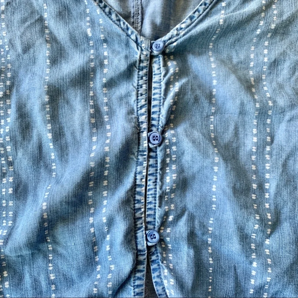Cloth & Stone long sleeve button up tie front Boho Western Crop Denim Top Small - Picture 3 of 9
